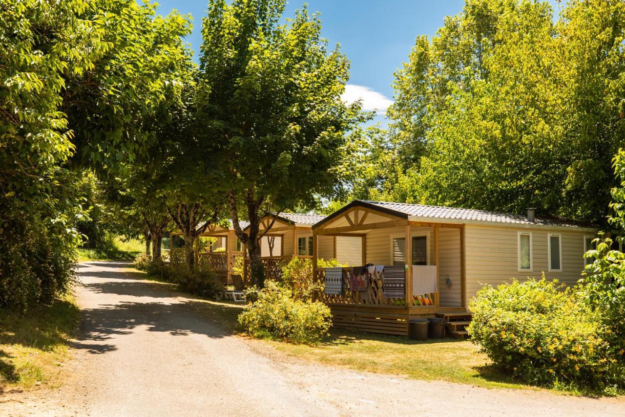 Camping RCN Le Moulin de la Pique Belvès Extérieur photo
