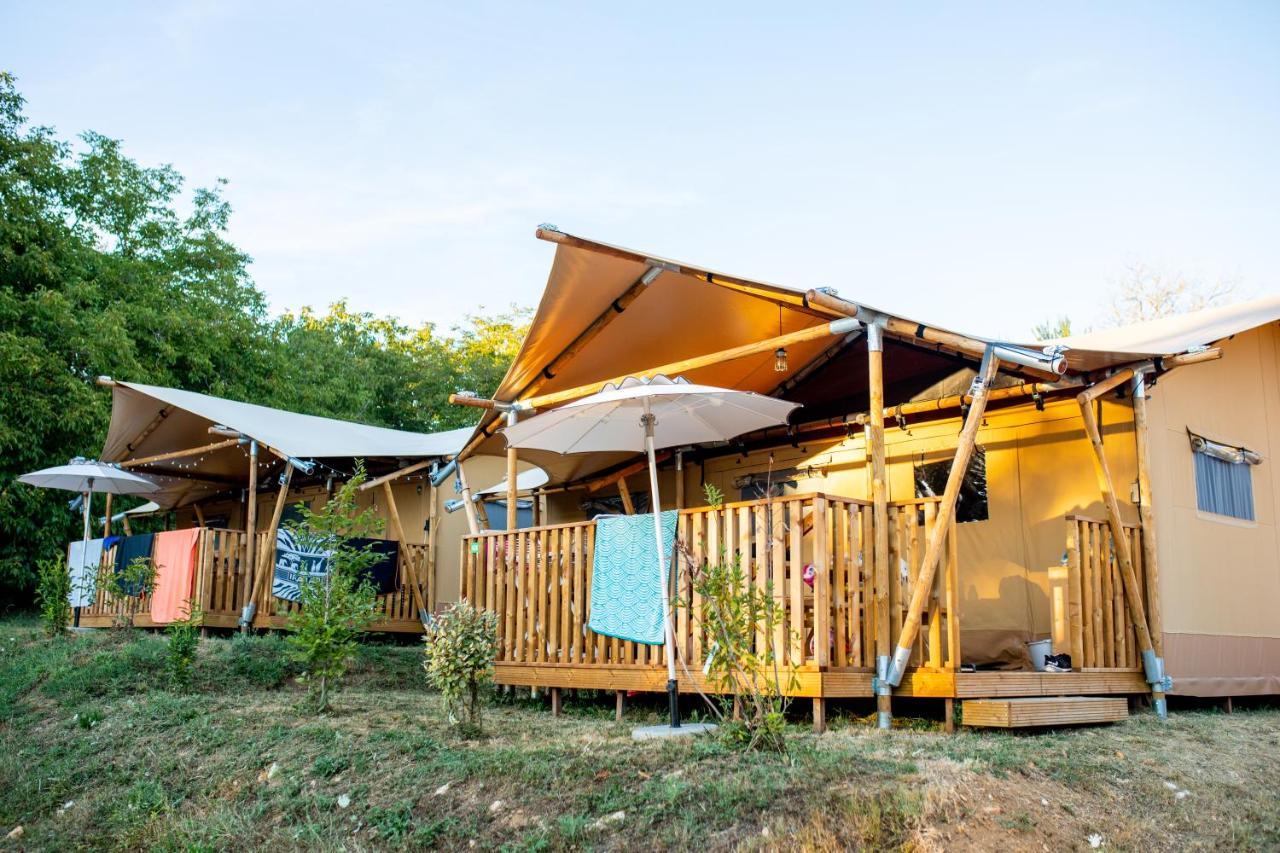 Camping RCN Le Moulin de la Pique Belvès Extérieur photo