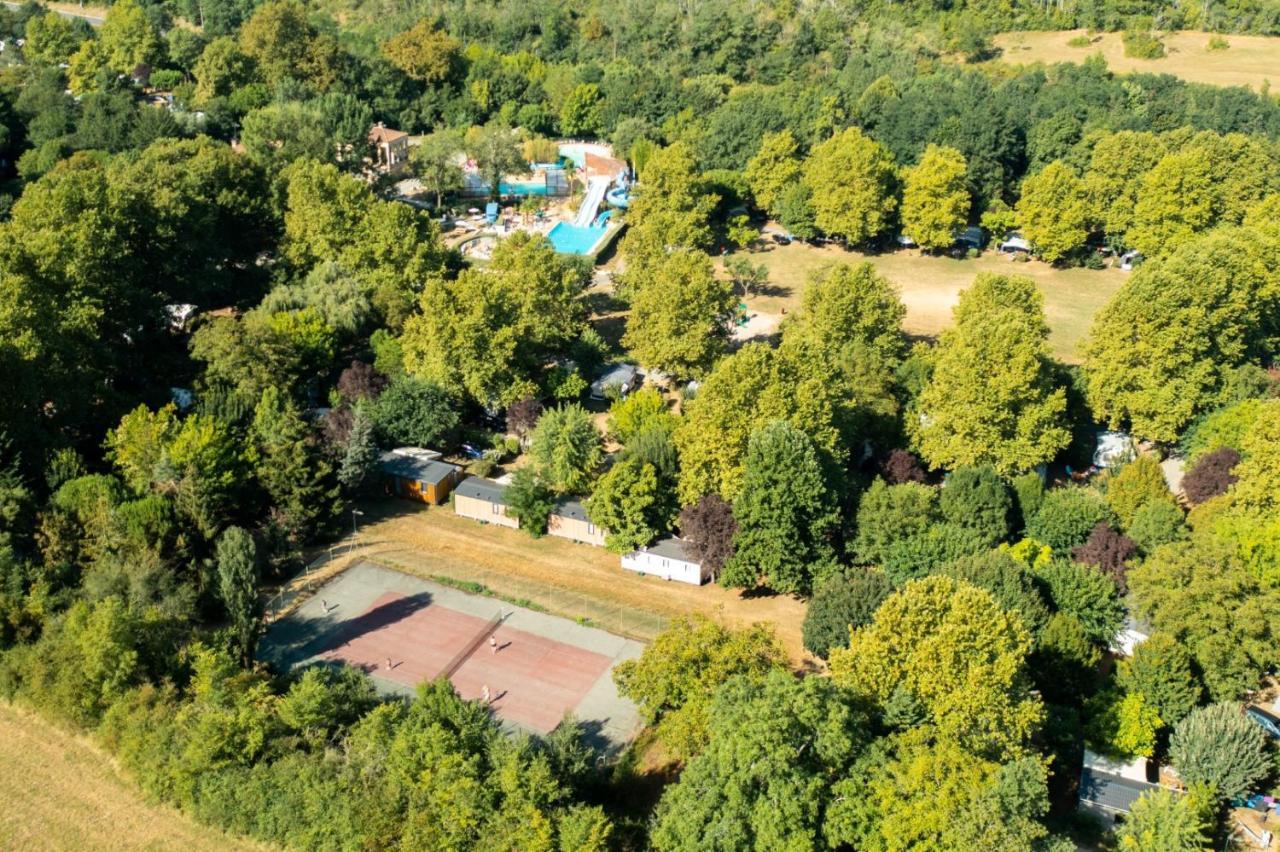 Camping RCN Le Moulin de la Pique Belvès Extérieur photo