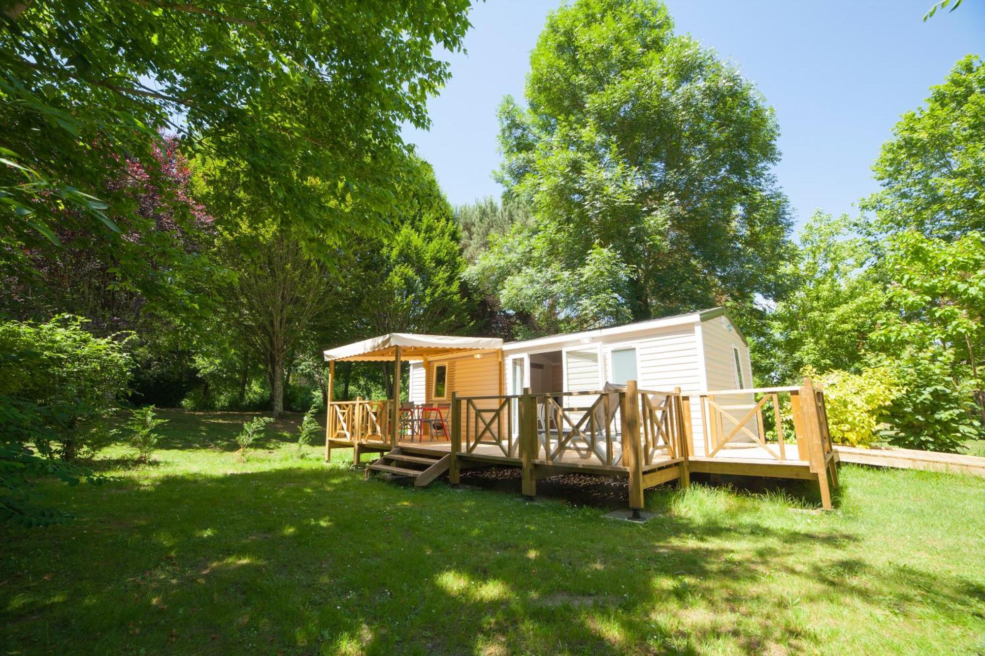 Camping RCN Le Moulin de la Pique Belvès Extérieur photo