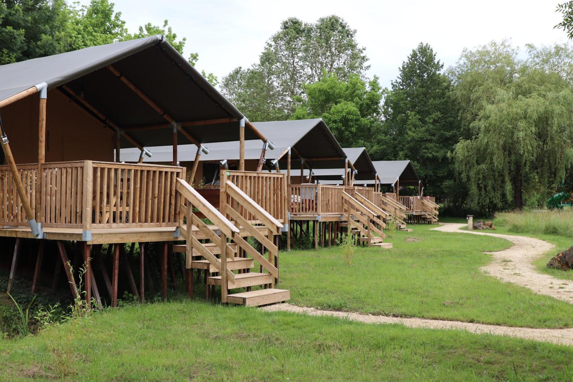 Camping RCN Le Moulin de la Pique Belvès Chambre photo