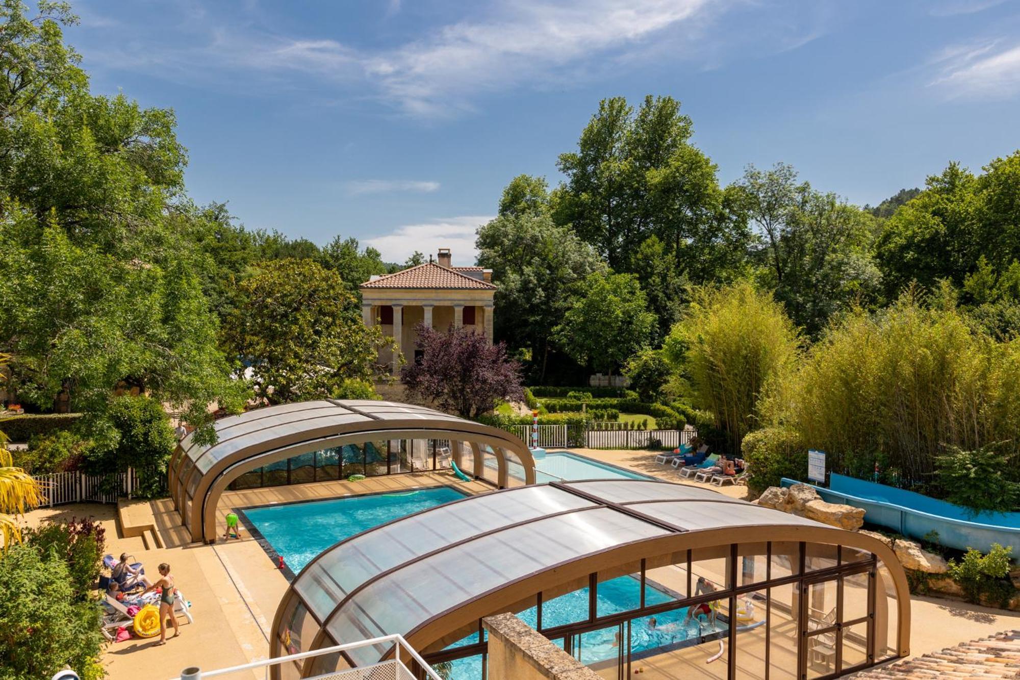 Camping RCN Le Moulin de la Pique Belvès Extérieur photo