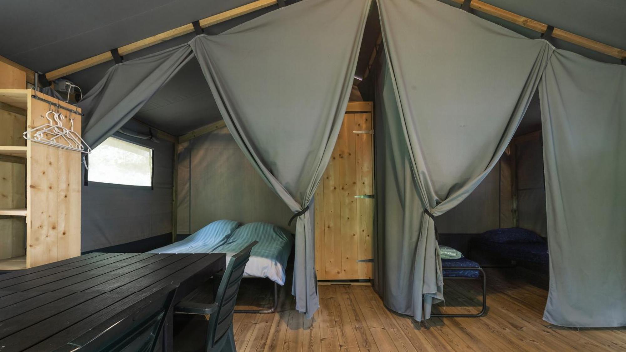 Camping RCN Le Moulin de la Pique Belvès Chambre photo